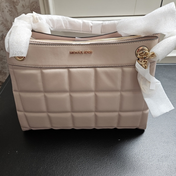 Michael Kors Susan Pink Medium Quilted Leather Satchel Handbag - Picture 8 of 8